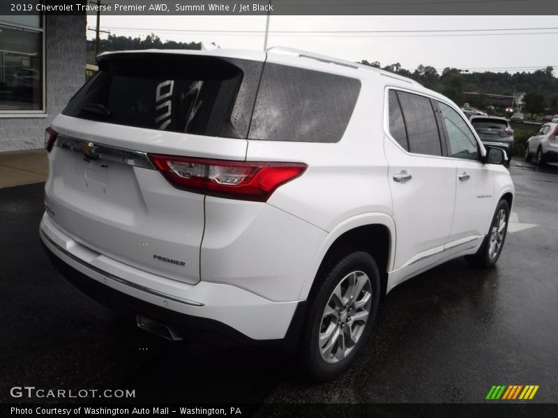 Summit White / Jet Black 2019 Chevrolet Traverse Premier AWD