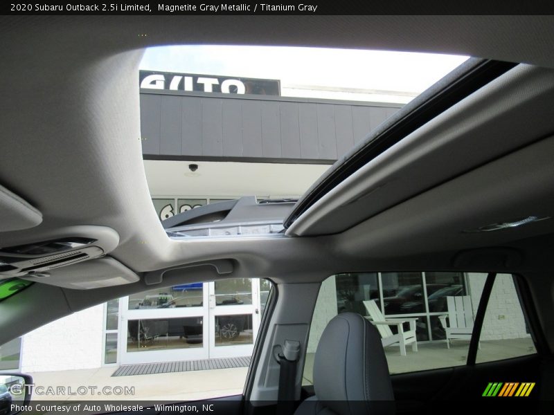 Magnetite Gray Metallic / Titanium Gray 2020 Subaru Outback 2.5i Limited