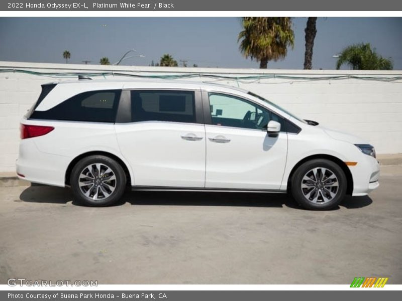 Platinum White Pearl / Black 2022 Honda Odyssey EX-L