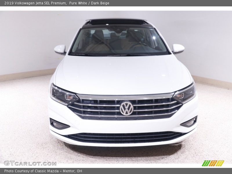 Pure White / Dark Beige 2019 Volkswagen Jetta SEL Premium