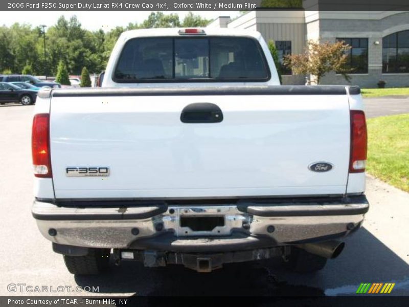 Oxford White / Medium Flint 2006 Ford F350 Super Duty Lariat FX4 Crew Cab 4x4