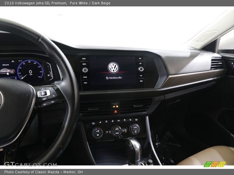 Pure White / Dark Beige 2019 Volkswagen Jetta SEL Premium