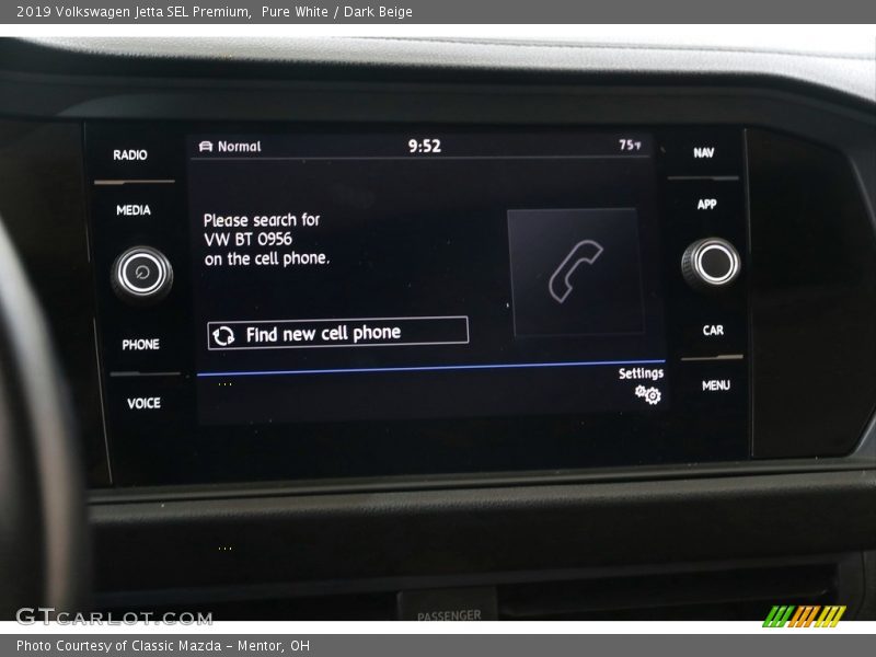 Pure White / Dark Beige 2019 Volkswagen Jetta SEL Premium