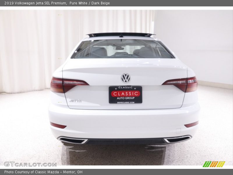 Pure White / Dark Beige 2019 Volkswagen Jetta SEL Premium