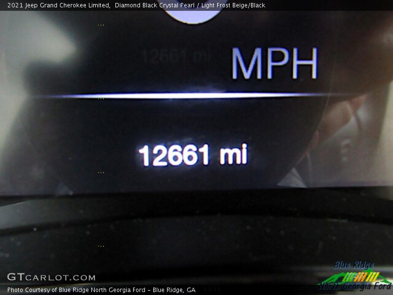Diamond Black Crystal Pearl / Light Frost Beige/Black 2021 Jeep Grand Cherokee Limited