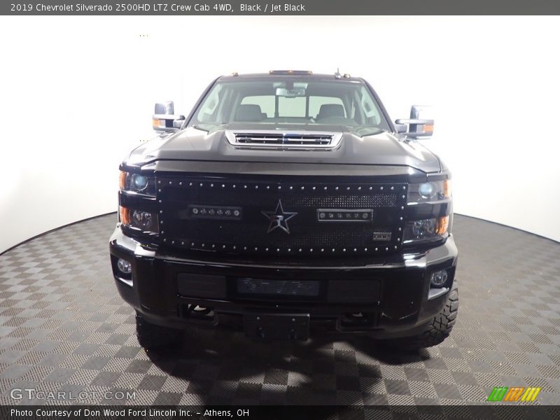 Black / Jet Black 2019 Chevrolet Silverado 2500HD LTZ Crew Cab 4WD