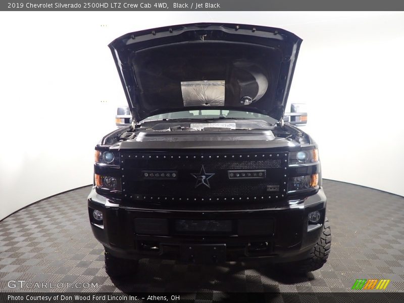 Black / Jet Black 2019 Chevrolet Silverado 2500HD LTZ Crew Cab 4WD