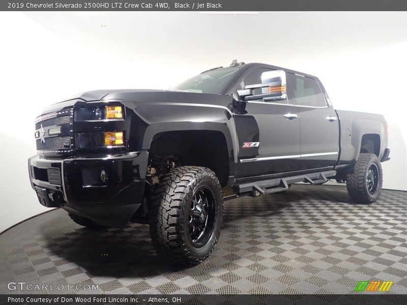 Black / Jet Black 2019 Chevrolet Silverado 2500HD LTZ Crew Cab 4WD