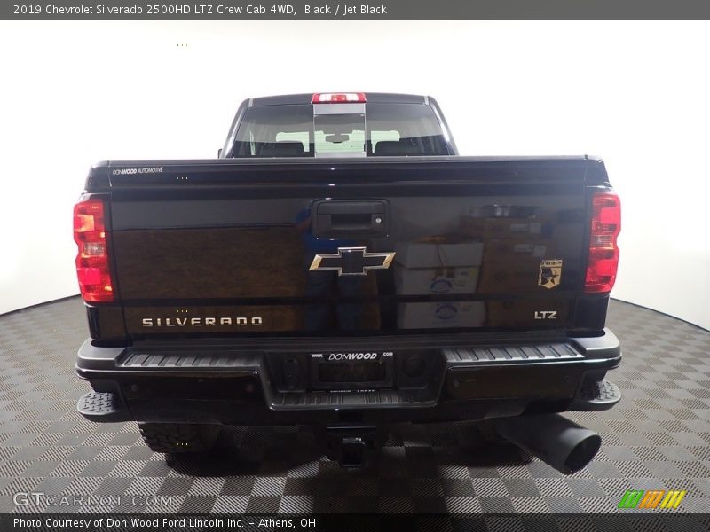 Black / Jet Black 2019 Chevrolet Silverado 2500HD LTZ Crew Cab 4WD