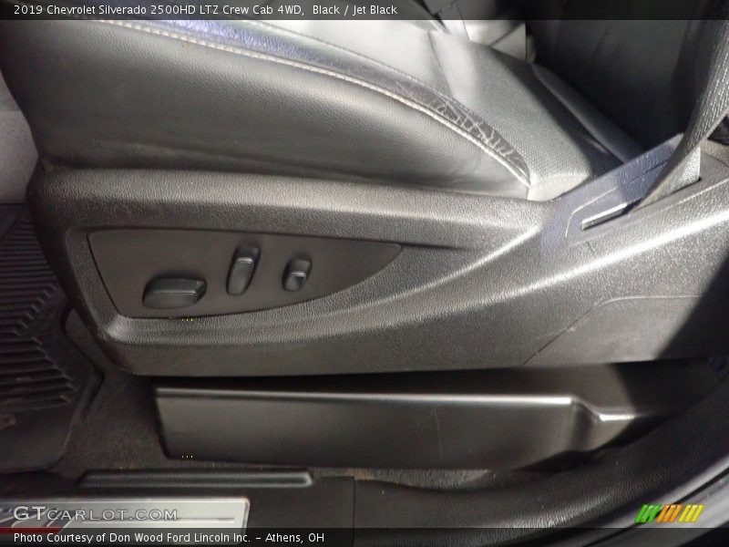 Black / Jet Black 2019 Chevrolet Silverado 2500HD LTZ Crew Cab 4WD
