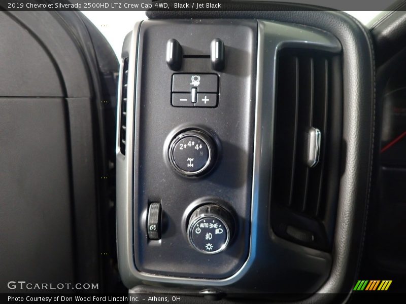 Black / Jet Black 2019 Chevrolet Silverado 2500HD LTZ Crew Cab 4WD