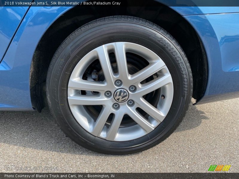 Silk Blue Metallic / Black/Palladium Gray 2018 Volkswagen Jetta S