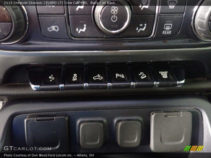 Black / Jet Black 2019 Chevrolet Silverado 2500HD LTZ Crew Cab 4WD