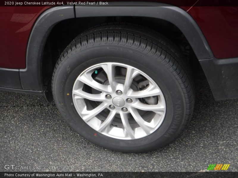 Velvet Red Pearl / Black 2020 Jeep Cherokee Latitude 4x4