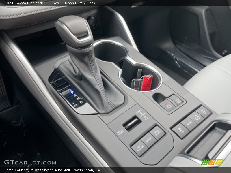  2021 Highlander XLE AWD 8 Speed Automatic Shifter