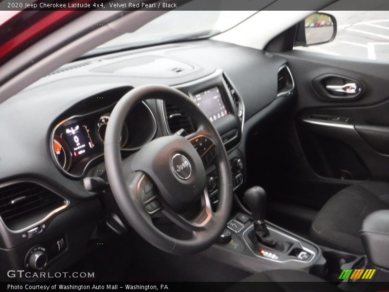 Velvet Red Pearl / Black 2020 Jeep Cherokee Latitude 4x4
