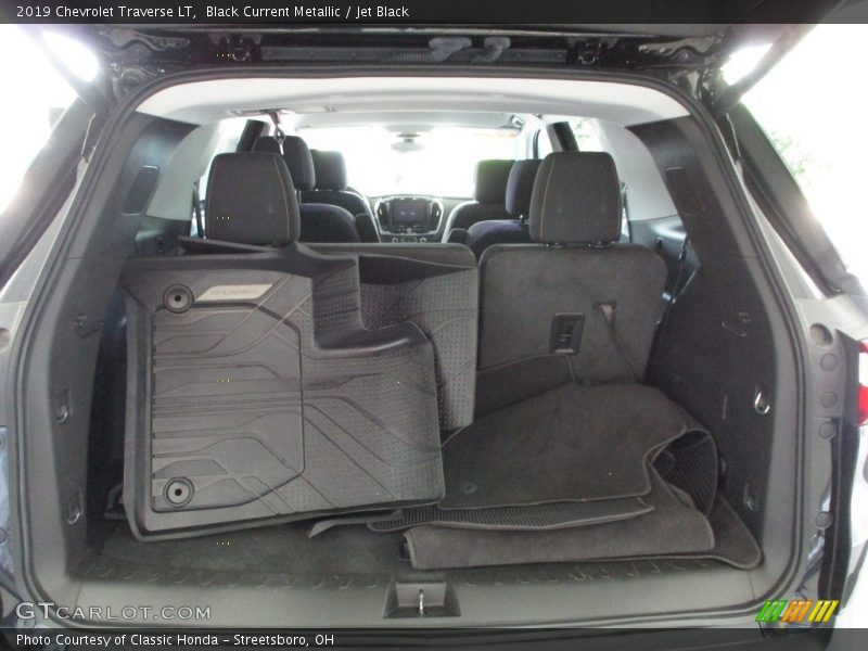 Black Current Metallic / Jet Black 2019 Chevrolet Traverse LT