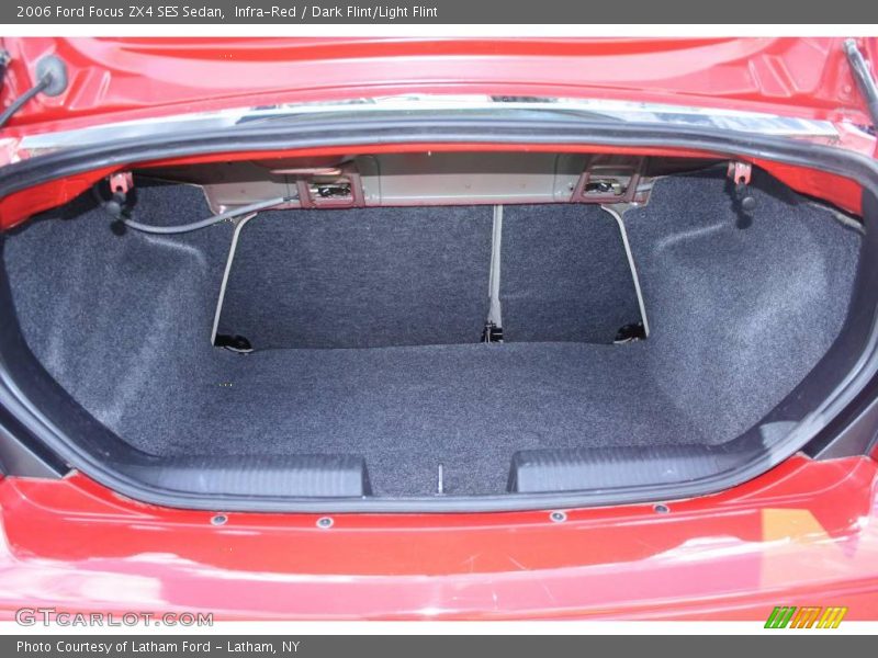 Infra-Red / Dark Flint/Light Flint 2006 Ford Focus ZX4 SES Sedan