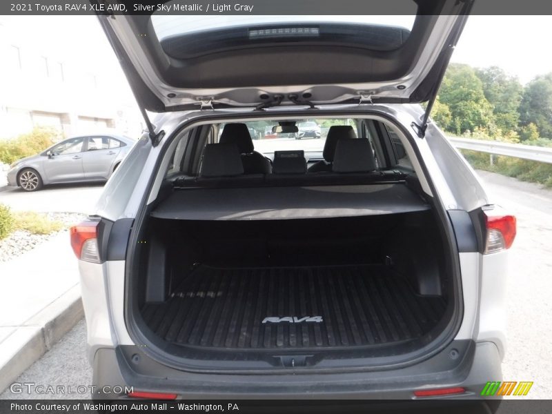 Silver Sky Metallic / Light Gray 2021 Toyota RAV4 XLE AWD