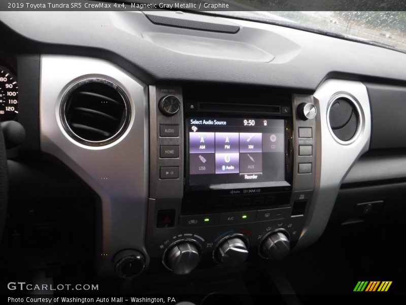 Magnetic Gray Metallic / Graphite 2019 Toyota Tundra SR5 CrewMax 4x4