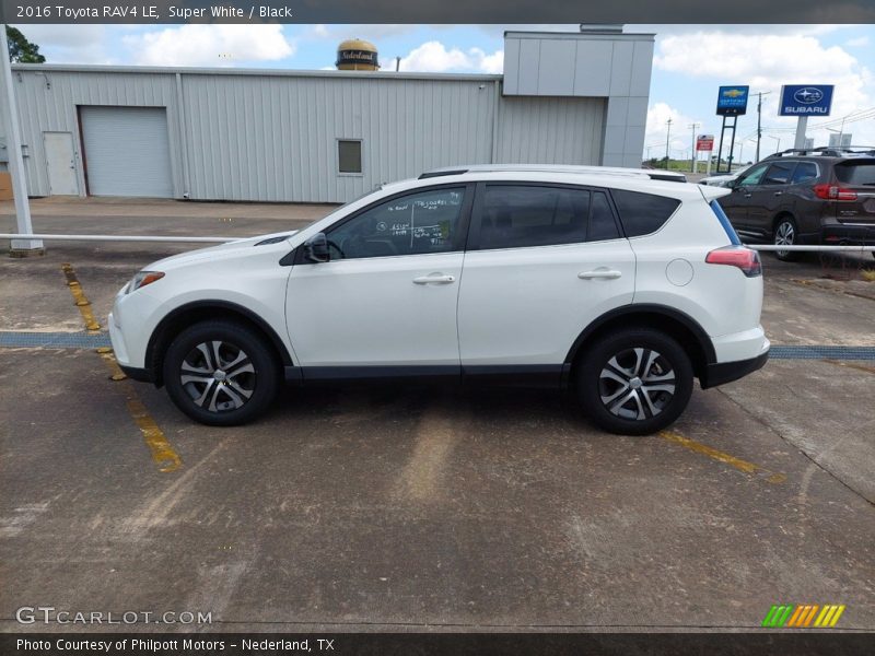 Super White / Black 2016 Toyota RAV4 LE