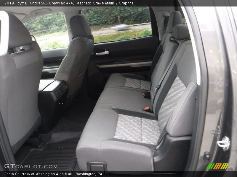Magnetic Gray Metallic / Graphite 2019 Toyota Tundra SR5 CrewMax 4x4