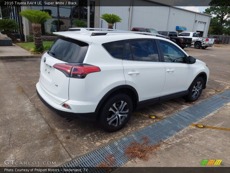 Super White / Black 2016 Toyota RAV4 LE