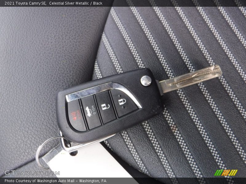 Celestial Silver Metallic / Black 2021 Toyota Camry SE