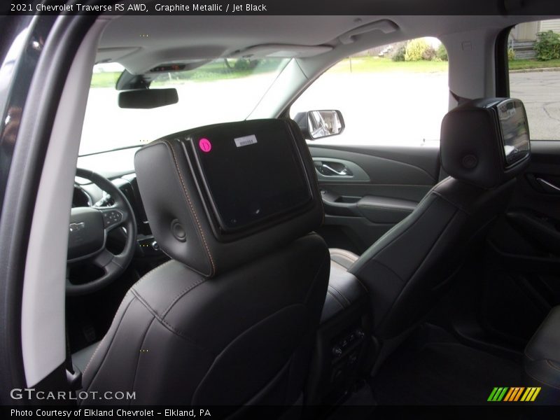 Graphite Metallic / Jet Black 2021 Chevrolet Traverse RS AWD