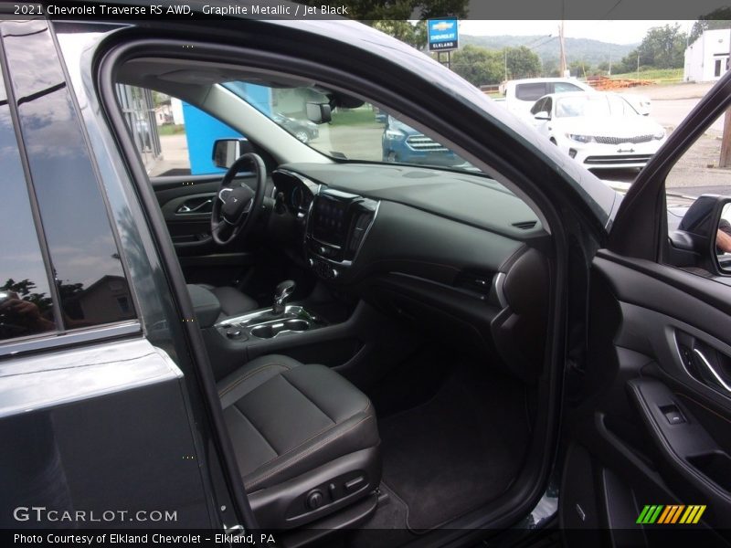 Graphite Metallic / Jet Black 2021 Chevrolet Traverse RS AWD