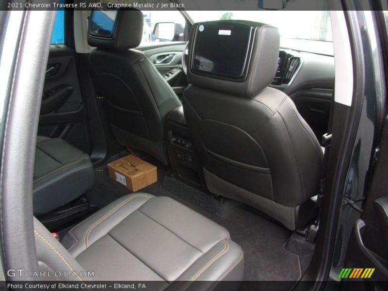 Graphite Metallic / Jet Black 2021 Chevrolet Traverse RS AWD
