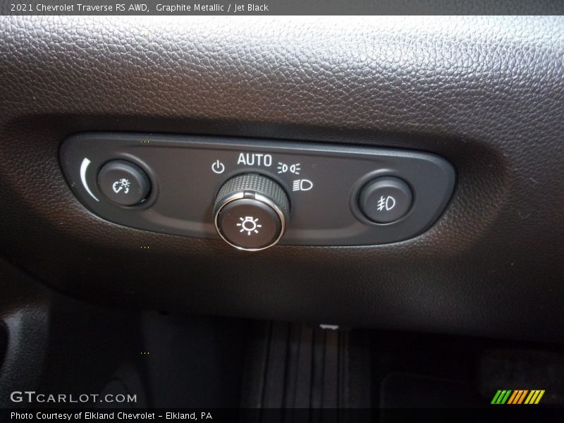 Graphite Metallic / Jet Black 2021 Chevrolet Traverse RS AWD