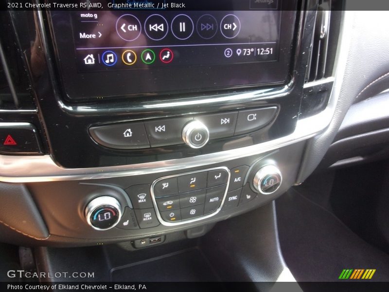 Graphite Metallic / Jet Black 2021 Chevrolet Traverse RS AWD