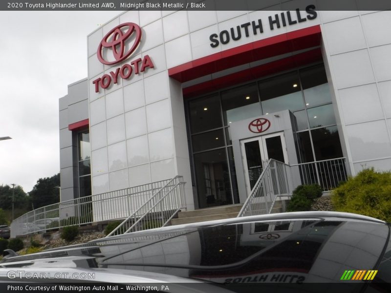 Midnight Black Metallic / Black 2020 Toyota Highlander Limited AWD