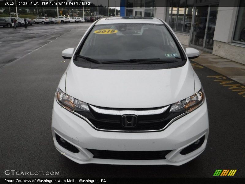 Platinum White Pearl / Black 2019 Honda Fit EX