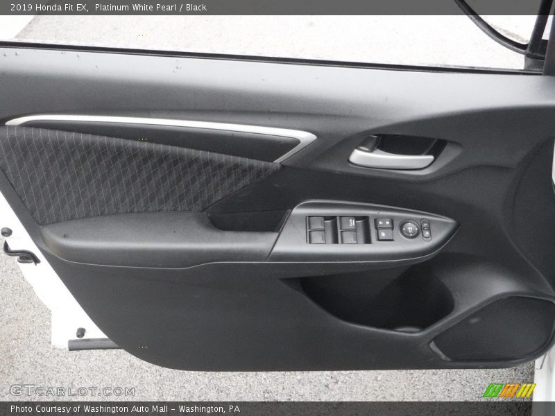 Platinum White Pearl / Black 2019 Honda Fit EX