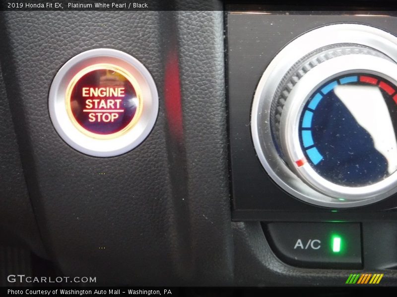 Platinum White Pearl / Black 2019 Honda Fit EX