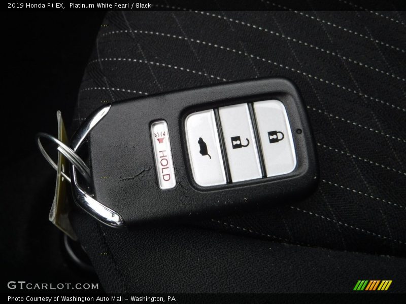 Platinum White Pearl / Black 2019 Honda Fit EX