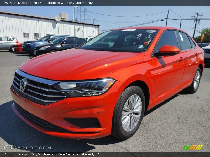 Front 3/4 View of 2019 Jetta S