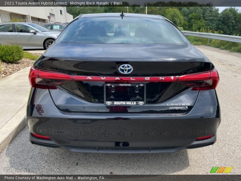 Midnight Black Metallic / Black 2021 Toyota Avalon Hybrid Limited