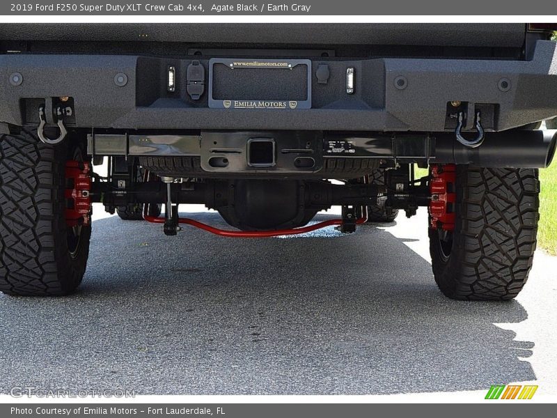 Agate Black / Earth Gray 2019 Ford F250 Super Duty XLT Crew Cab 4x4