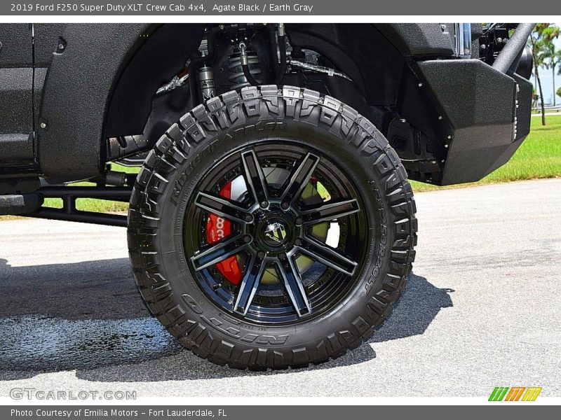 Agate Black / Earth Gray 2019 Ford F250 Super Duty XLT Crew Cab 4x4