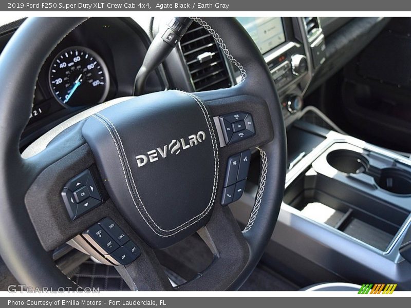 Agate Black / Earth Gray 2019 Ford F250 Super Duty XLT Crew Cab 4x4