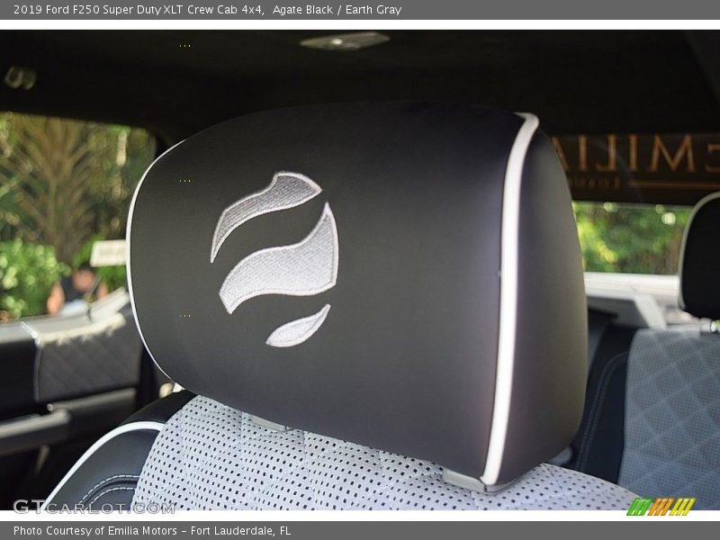 Agate Black / Earth Gray 2019 Ford F250 Super Duty XLT Crew Cab 4x4