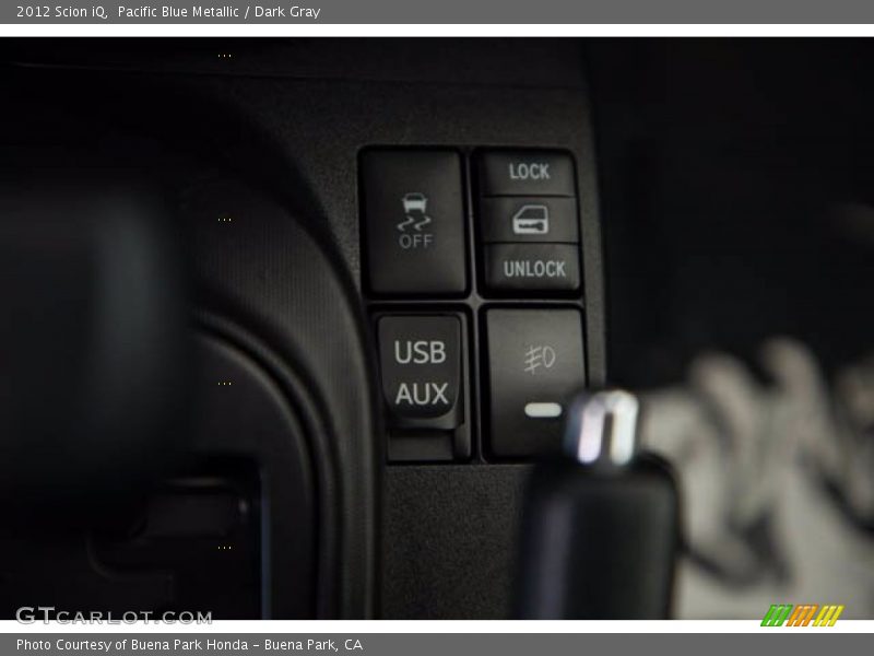 Pacific Blue Metallic / Dark Gray 2012 Scion iQ
