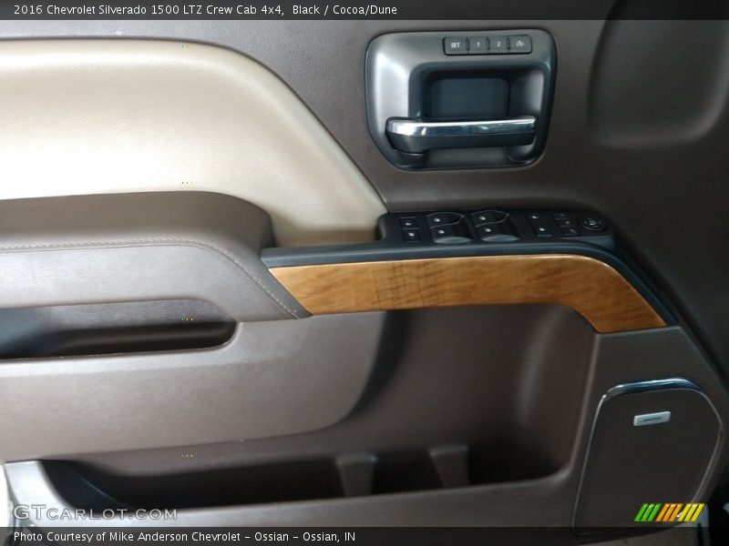Door Panel of 2016 Silverado 1500 LTZ Crew Cab 4x4