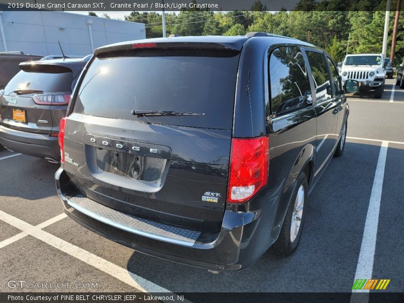 Granite Pearl / Black/Light Graystone 2019 Dodge Grand Caravan SXT