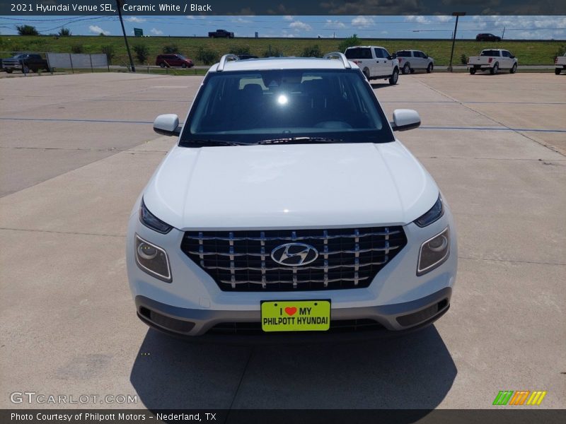 Ceramic White / Black 2021 Hyundai Venue SEL