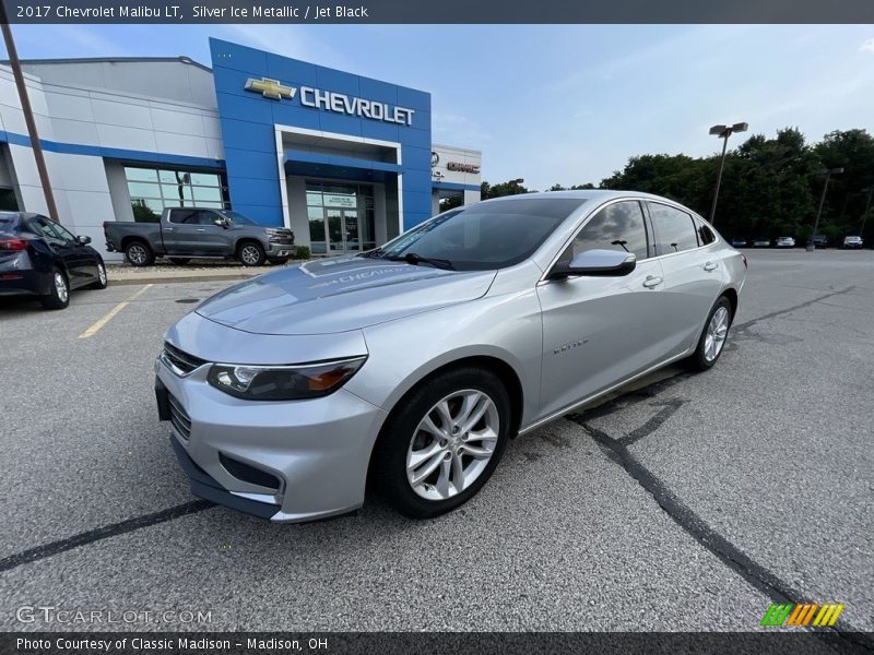 Silver Ice Metallic / Jet Black 2017 Chevrolet Malibu LT