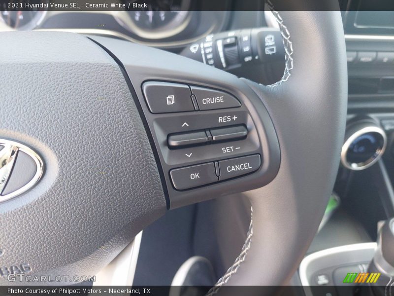Ceramic White / Black 2021 Hyundai Venue SEL